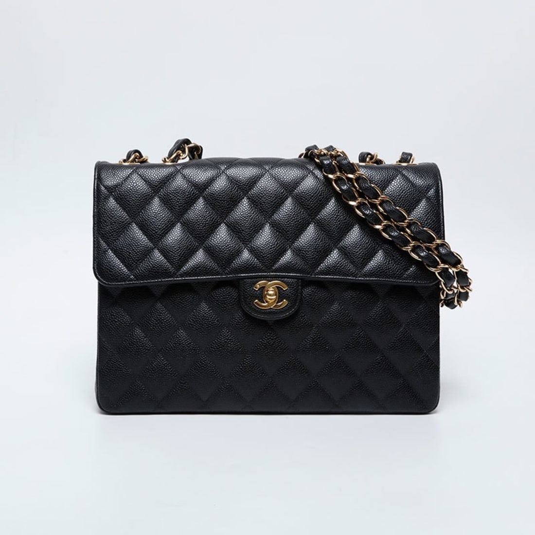 CHANEL Caviar Skin Deca Matelasse 30cm 2004-2005 Shoulder Bag Black WS21091: --- Catalog ---Category: SizeSize (HxWxD): 22cm x 30cm x 8.5cm / 8.66'' x 11.81'' x 3.34''Strap Length: 75cm - 133cm / 29.52'' - 52.36''Category: DesignType: Shoulder bagColor: BlackGender: WomenMater