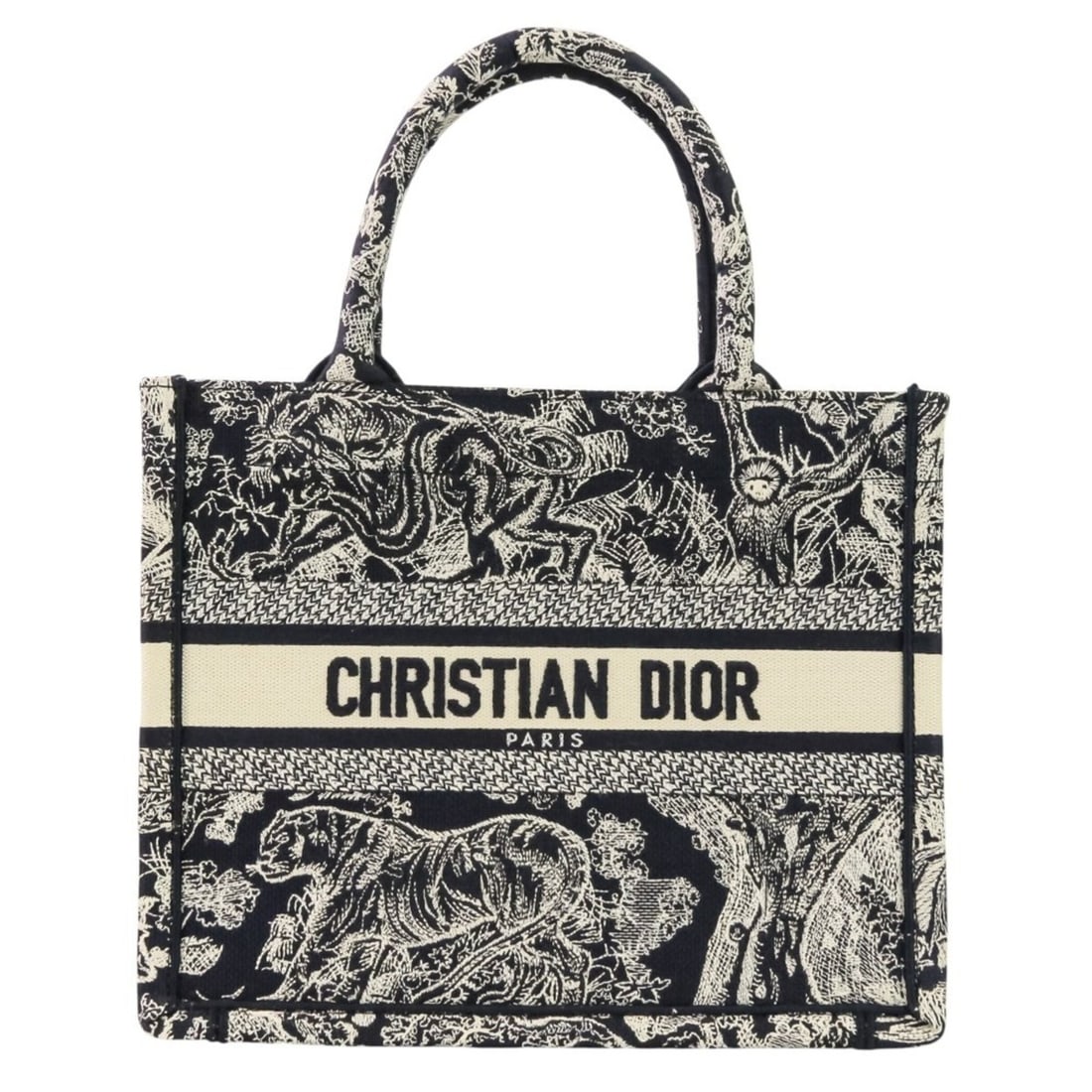 Christian Dior Toile de Jouy Book Tote Canvas Embroidered Handbag Small 50-MA-1221 Navy Women's: --- Catalog ---Category: SizeSize (HxWxD): 22.5cm x 27cm x 11cm / 8.85'' x 10.62'' x 4.33''Category: DesignType: HandbagColor: NavyGender: WomenMaterial: Canvas Category: GeneralBrand: Christian Dior-