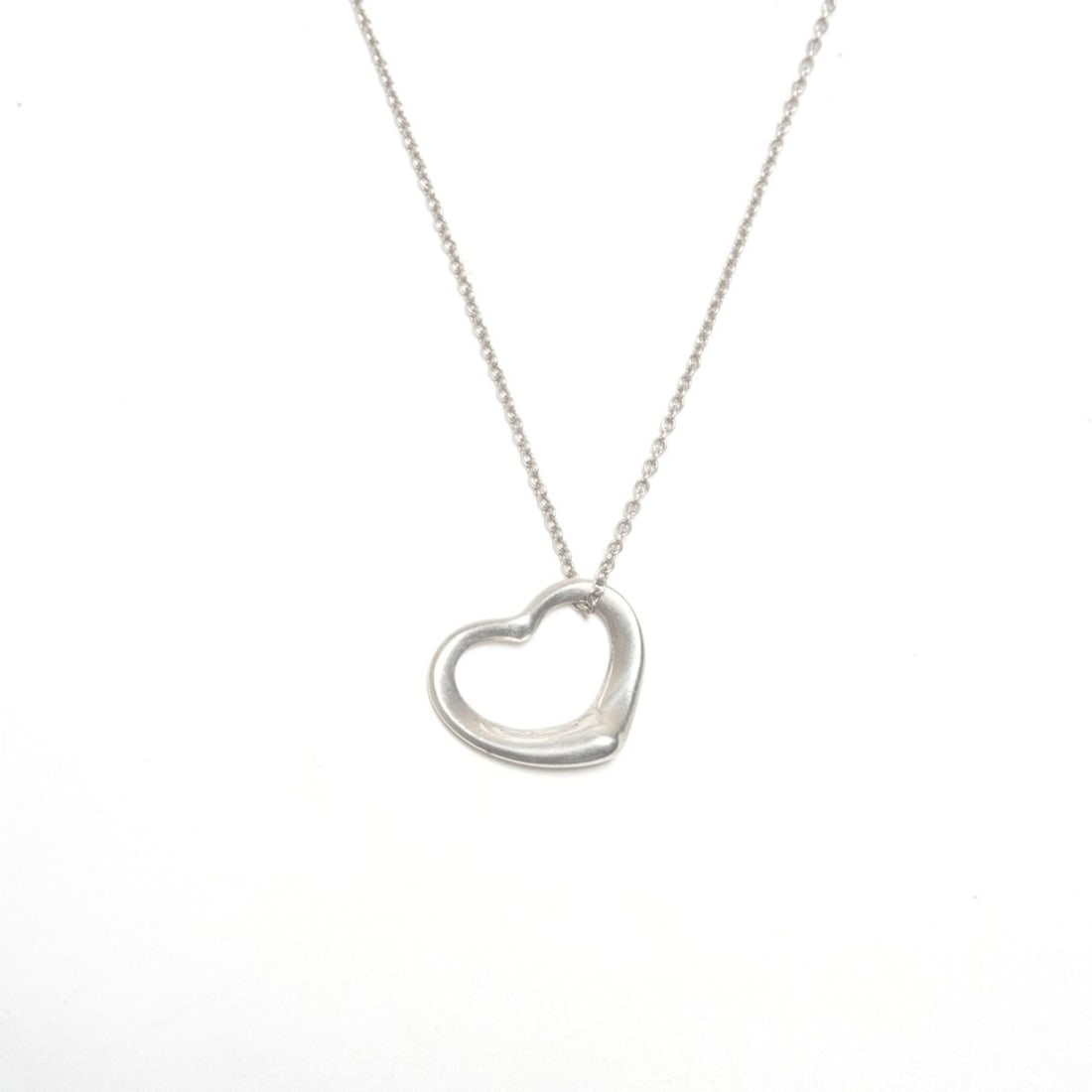 Tiffany & Co. Open Heart 925 Silver Necklace WS24581: --- Catalog ---Category: SizePendant Size: 12mm x 14mm / 0.47'' x 0.55''Neck Circumference: 40 cm / 15.74''Category: DesignColor: SilverGender: WomenNecklace Type: NecklaceCategory: GeneralBrand: Tiff