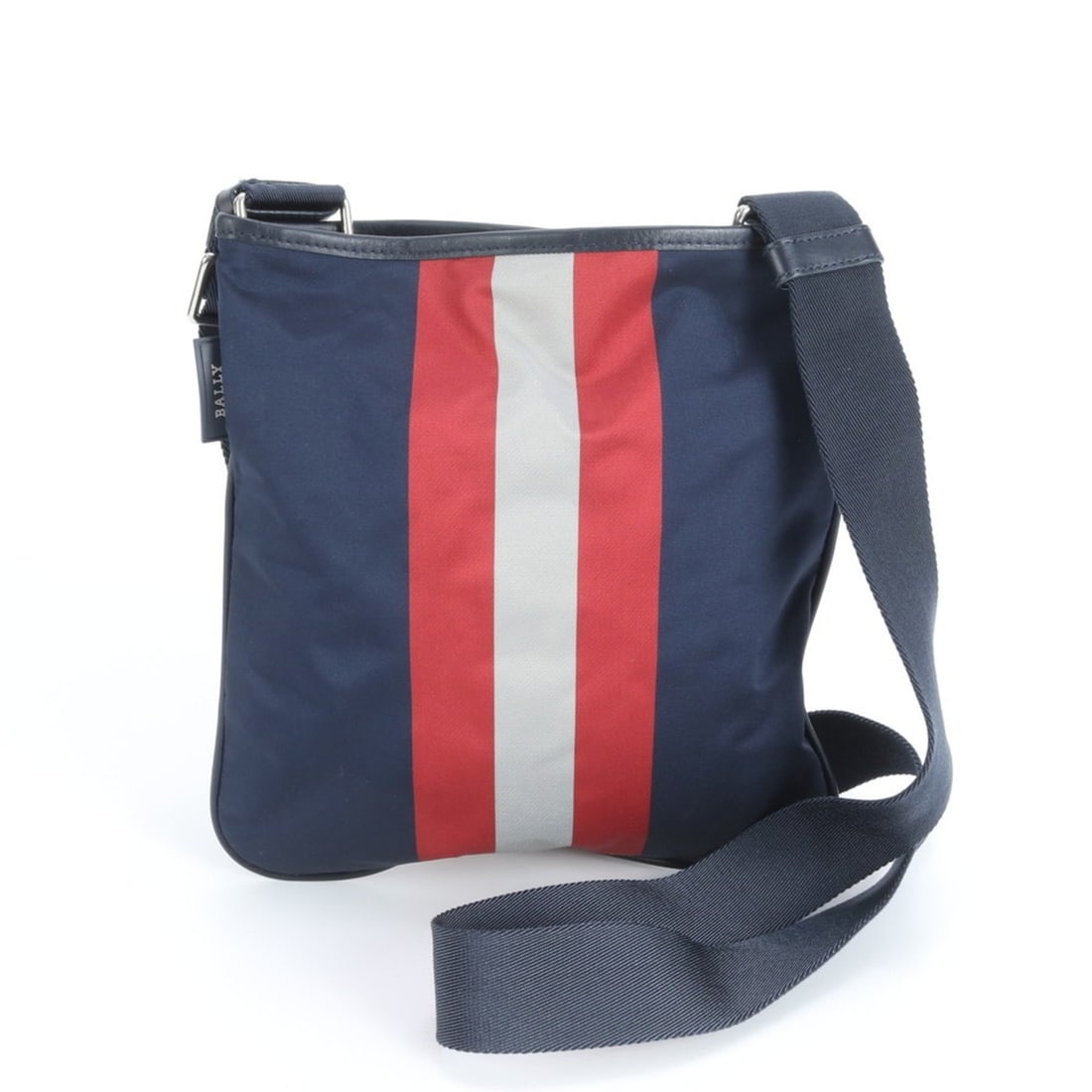 Bally striped leather and nylon shoulder bag/messenger bag in navy for men: --- Catalog ---Category: SizeSize (HxWxD): 27cm x 25cm x 1cm / 10.62'' x 9.84'' x 0.39''Strap Length: 130cm / 51.18''Category: DesignType: Messenger bag, Shoulder bagColor: NavyGender: MenMaterial: Le