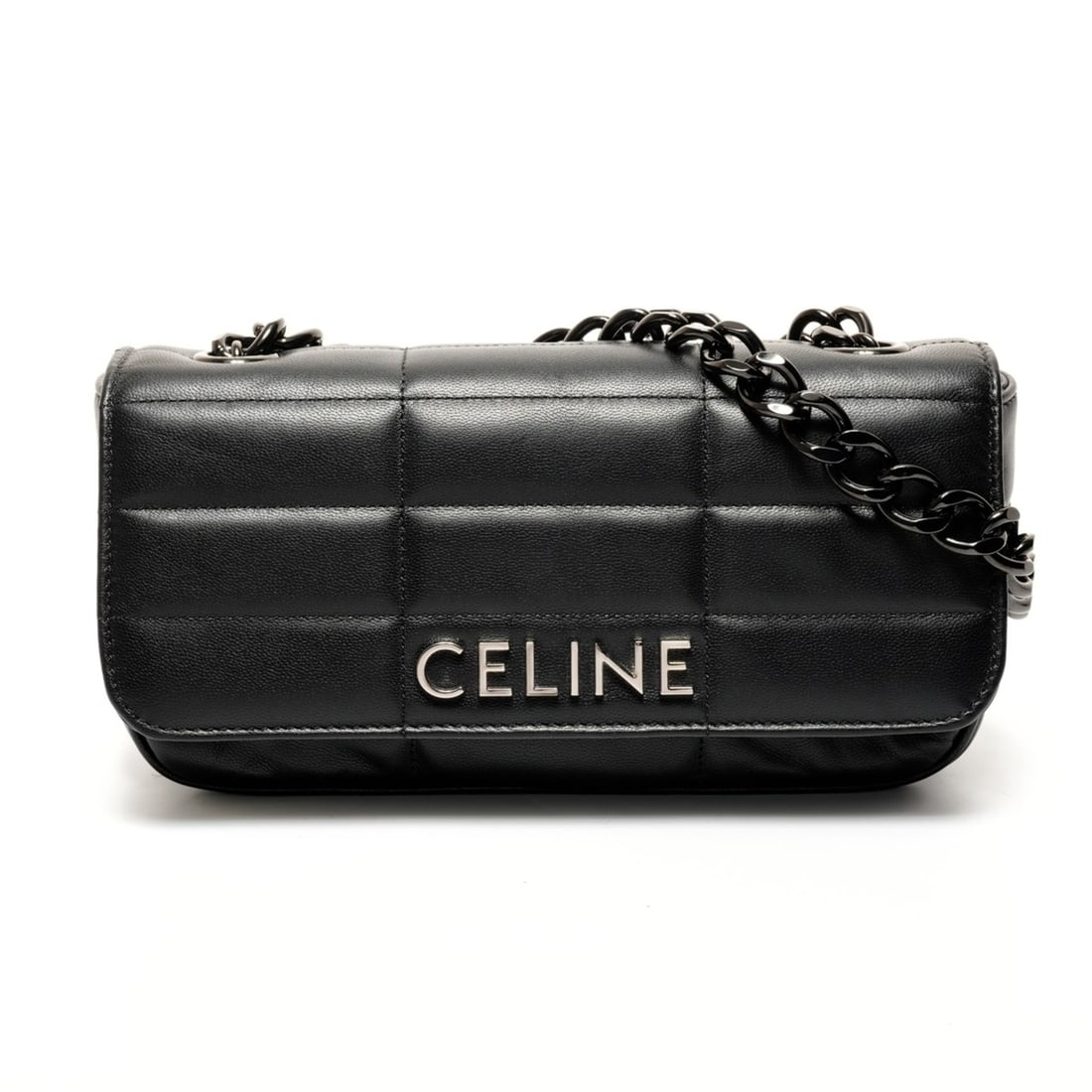 Celine Monochrome Flap Matelasse Camera Bag, One-Shoulder Shoulder Black, WS26133: --- Catalog ---Category: SizeSize (HxWxD): 11cm x 23cm x 5cm / 4.33'' x 9.05'' x 1.96''Category: DesignType: Shoulder bagColor: BlackGender: WomenCategory: GeneralBrand: CelineCountry of Origin: Italy