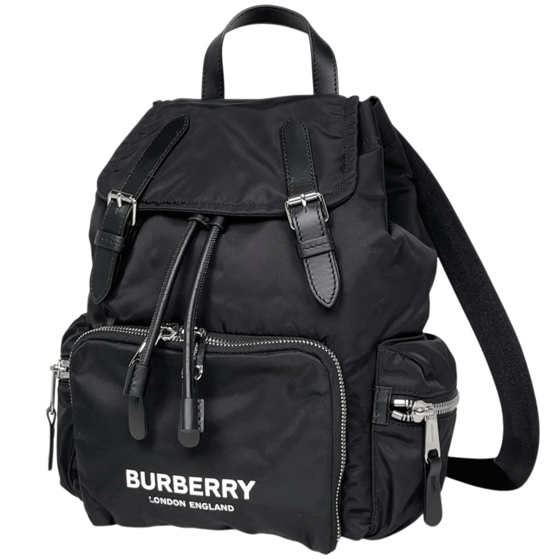 Burberry logo backpack/daypack in nylon, black, 8021261, for women.: --- Catalog ---Category: SizeSize (HxWxD): 35cm x 21cm x 14cm / 13.77'' x 8.26'' x 5.51''Category: DesignType: BackpackColor: BlackGender: WomenMaterial: Nylon , Leather Category: GeneralBrand: Burber