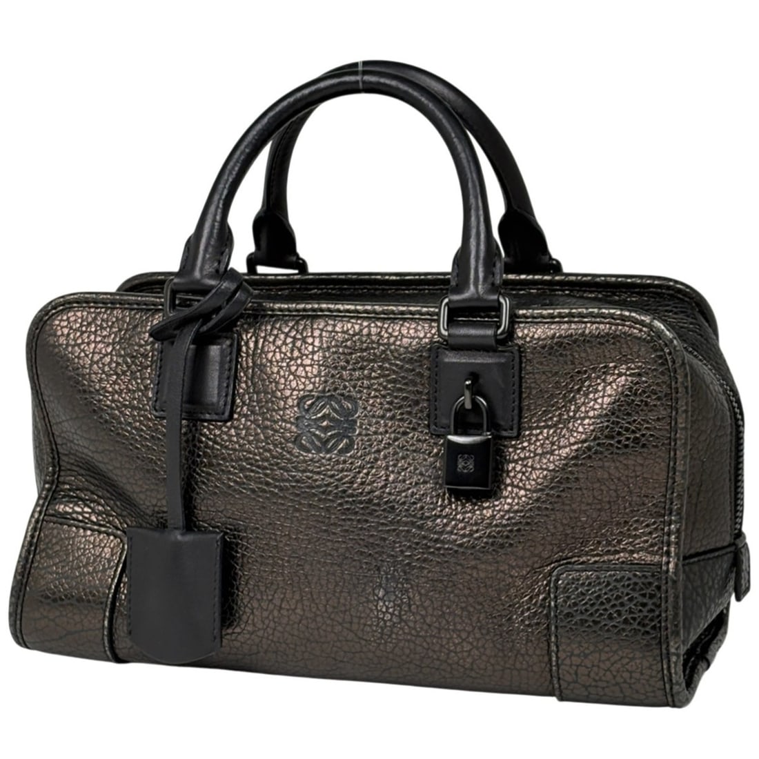 LOEWE Amazona 28 Anagram Logo Handbag in Black Metallic Leather for Women: --- Catalog ---Category: SizeSize (HxWxD): 16.5cm x 28.5cm x 12.5cm / 6.49'' x 11.22'' x 4.92''Category: DesignType: HandbagColor: Black, MetallicGender: WomenMaterial: Leather Category: GeneralBrand: