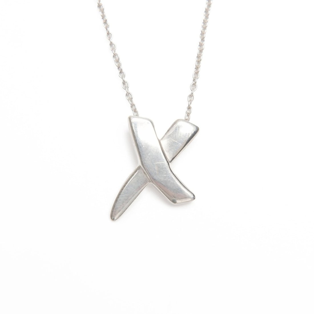 Tiffany & Co. 925 Kiss Necklace in Silver, WS24006 (1 of 12)