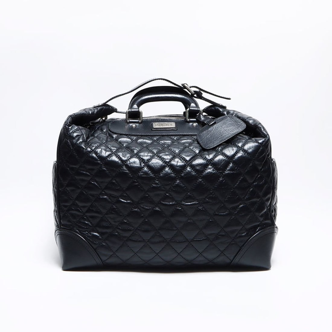 CHANEL Paris-New York Leather Boston Bag with Key, Name Tag, and Cover, Black, WS12566: --- Catalog ---Category: SizeSize (HxWxD): 40cm x 30cm x 30cm / 15.74'' x 11.81'' x 11.81''Category: DesignType: Boston bagColor: BlackGender: WomenCategory: GeneralBrand: ChanelCountry of Origin: Fra