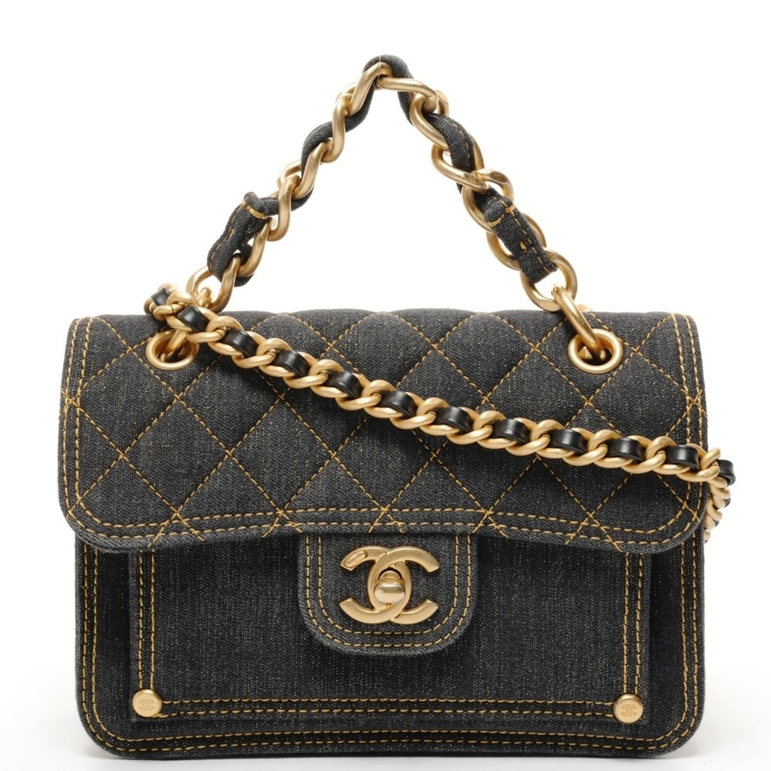 CHANEL Denim Mini Matelasse Chain Shoulder Bag, Blue, WS25700: --- Catalog ---Category: SizeHandle Drop: 6.00cm / 2.36''Size (HxWxD): 13cm x 19cm x 6cm / 5.11'' x 7.48'' x 2.36''Strap Length: 125cm / 49.21''Category: DesignType: Shoulder bagColor: BlueGender: Wom