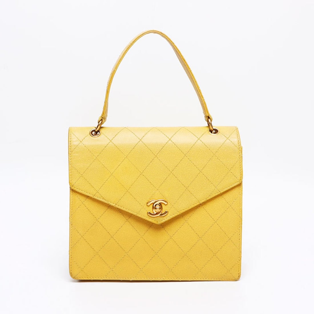 CHANEL Caviar Skin Wild Stitch Handbag, Yellow, 1999-2000, WS13170: --- Catalog ---Category: SizeSize (HxWxD): 21cm x 23cm x 7cm / 8.26'' x 9.05'' x 2.75''Category: DesignType: HandbagColor: YellowGender: WomenCategory: GeneralBrand: ChanelCountry of Origin: France---