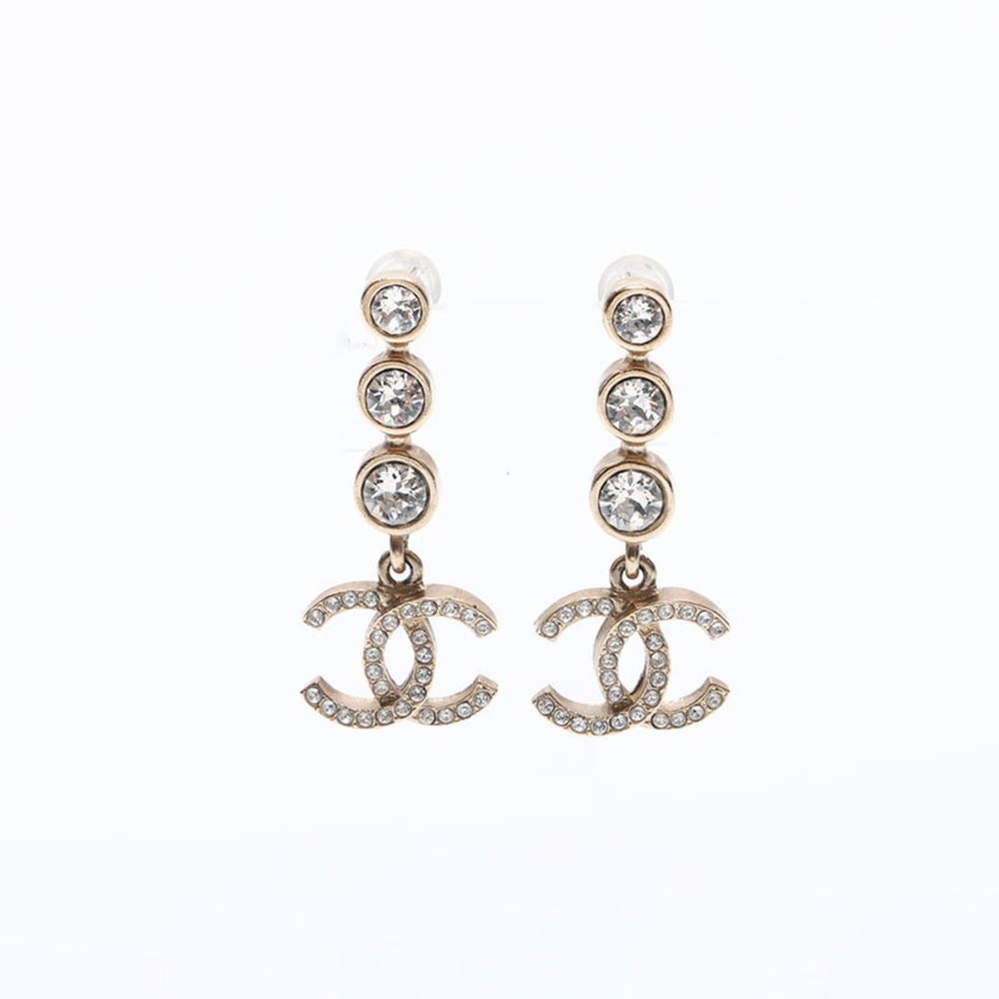CHANEL F21B Coco Mark Rhinestone Earrings, Gold, WS10233: --- Catalog ---Category: SizeSize (HxWxD): 30.00mm x 15.00mm / 1.18'' x 0.59''Category: DesignType: Stud earringsColor: GoldGender: WomenCategory: GeneralBrand: ChanelCountry of Origin: France--- Item