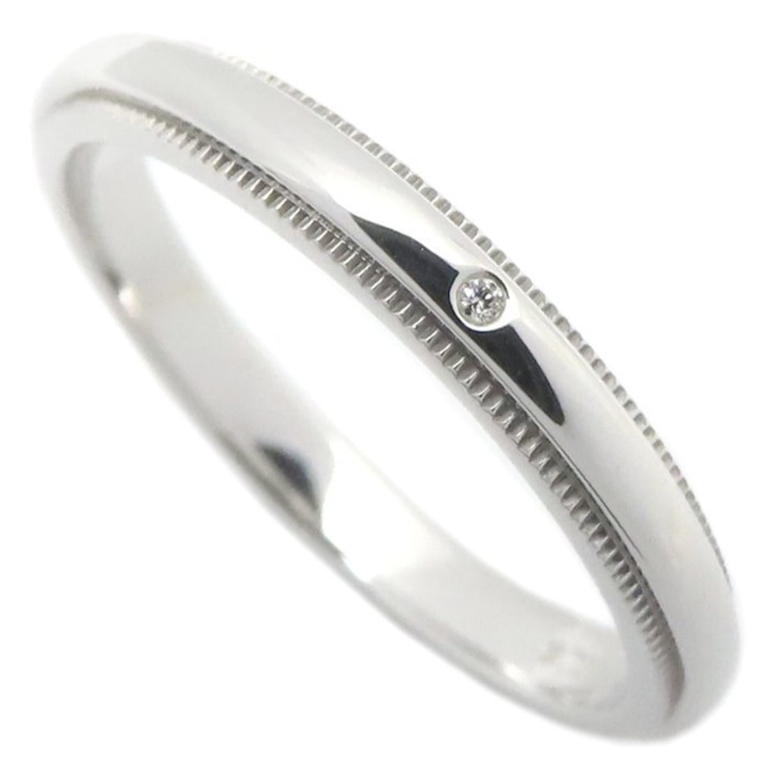 TIFFANY & Co. Tiffany Milgrain Ring with One Diamond, Pt950, Men's, 295148: --- Catalog ---Category: SizeJP Size: 18.5US Size: 9Category: DesignType: Band ringColor: PlatinumStone: DiamondGender: MenMaterial: Platinum 950Category: GeneralBrand: Tiffany--- Item List ---Section