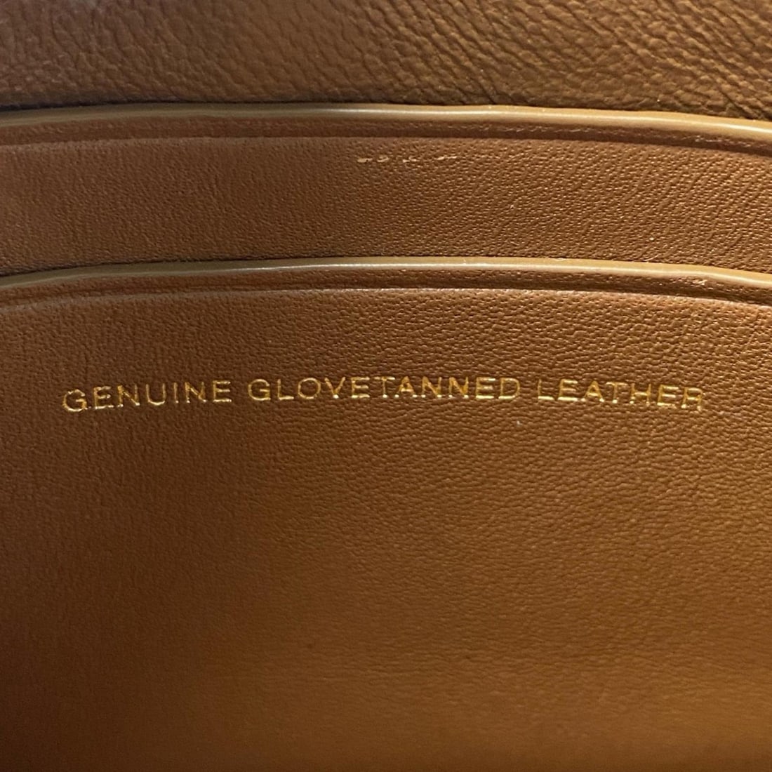 Gucci Heart Keychain Gold - 10