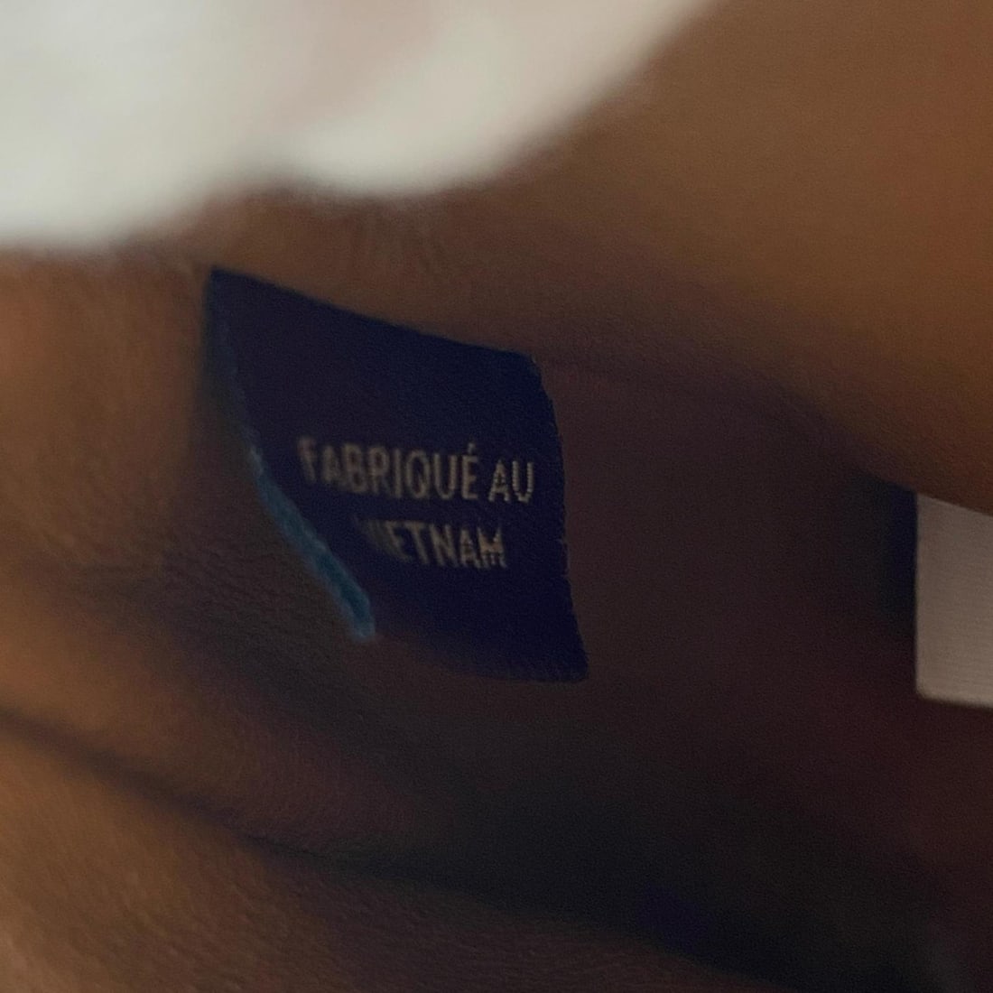 Gucci Heart Keychain Gold - 11