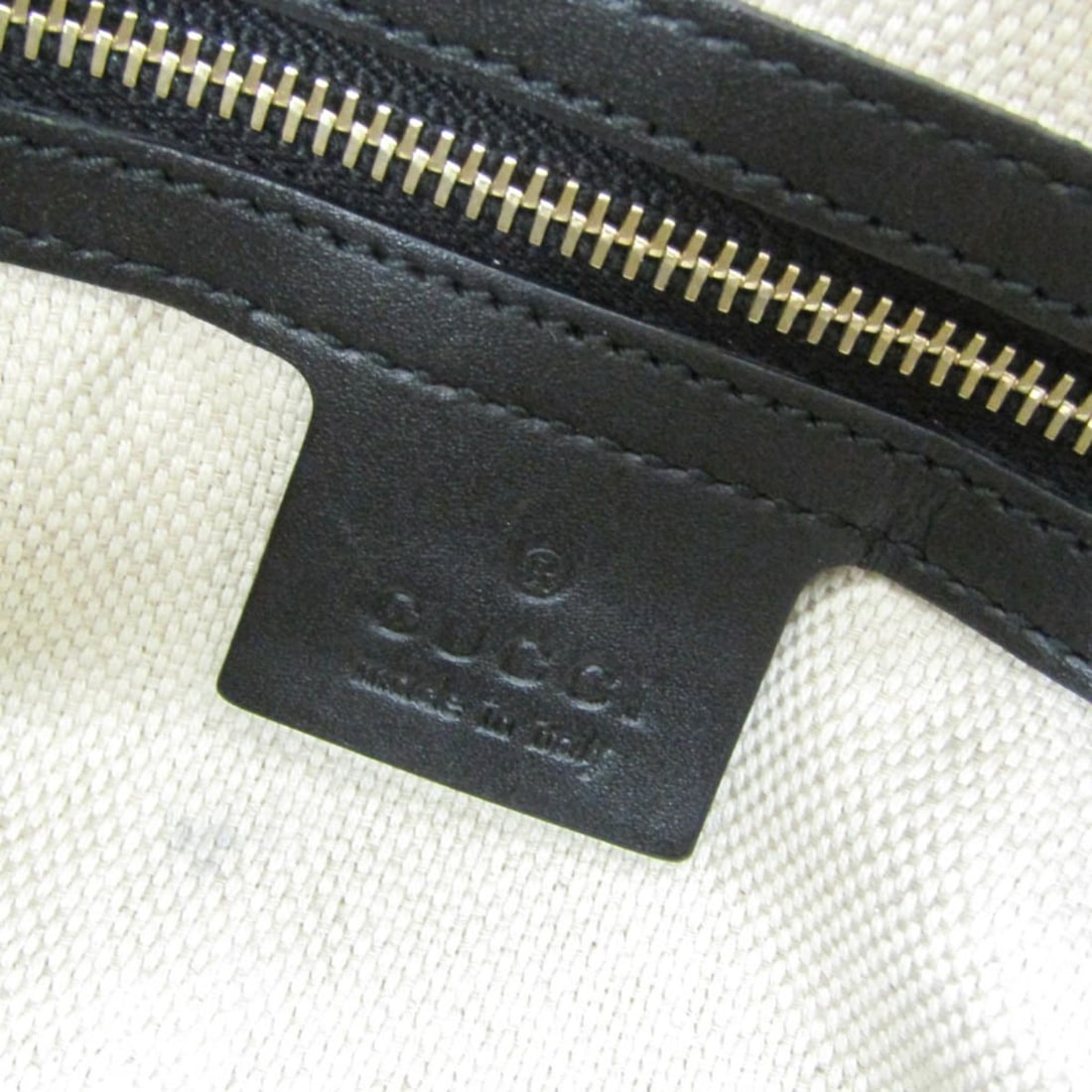 Gucci Logo #8 Ring, Silver - 14