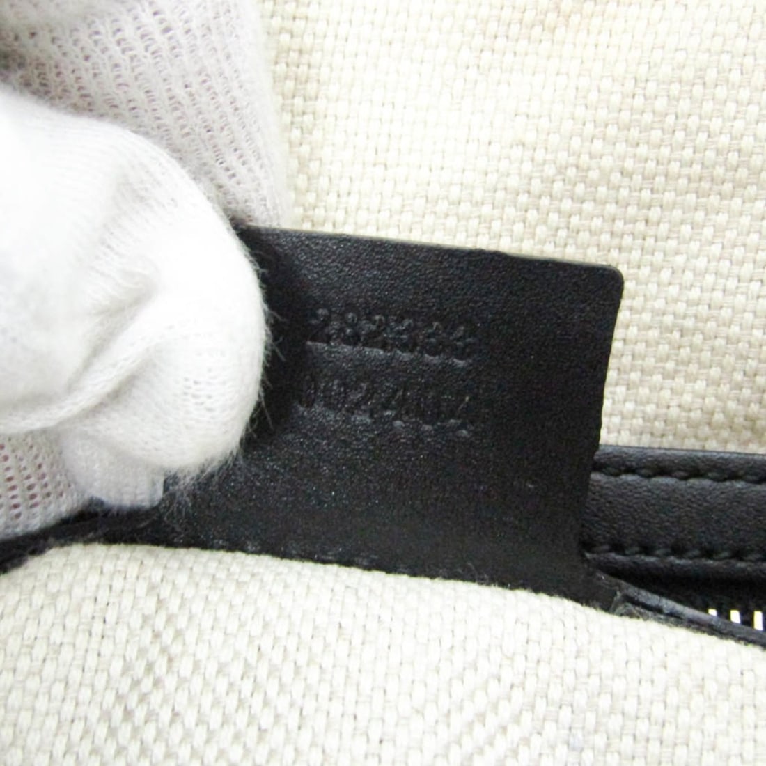 Gucci Logo #8 Ring, Silver - 15