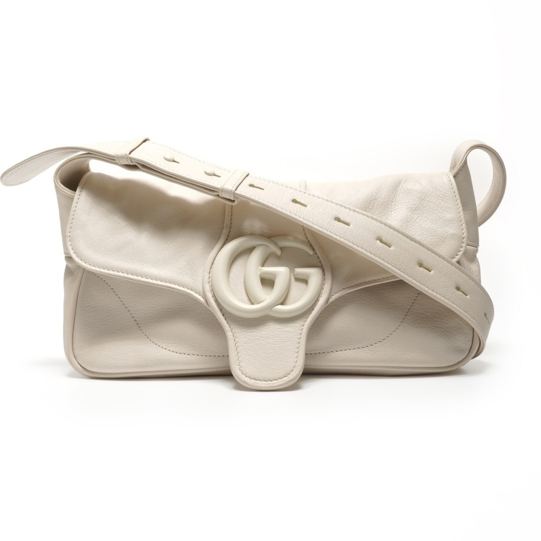 Gucci Aphrodite Small Shoulder Bag White WS26894: --- Catalog ---Category: SizeSize (HxWxD): 15cm x 30cm x 5cm / 5.9'' x 11.81'' x 1.96''Category: DesignType: Shoulder bagColor: WhiteGender: WomenCategory: GeneralBrand: GucciCountry of Origin: Italy-