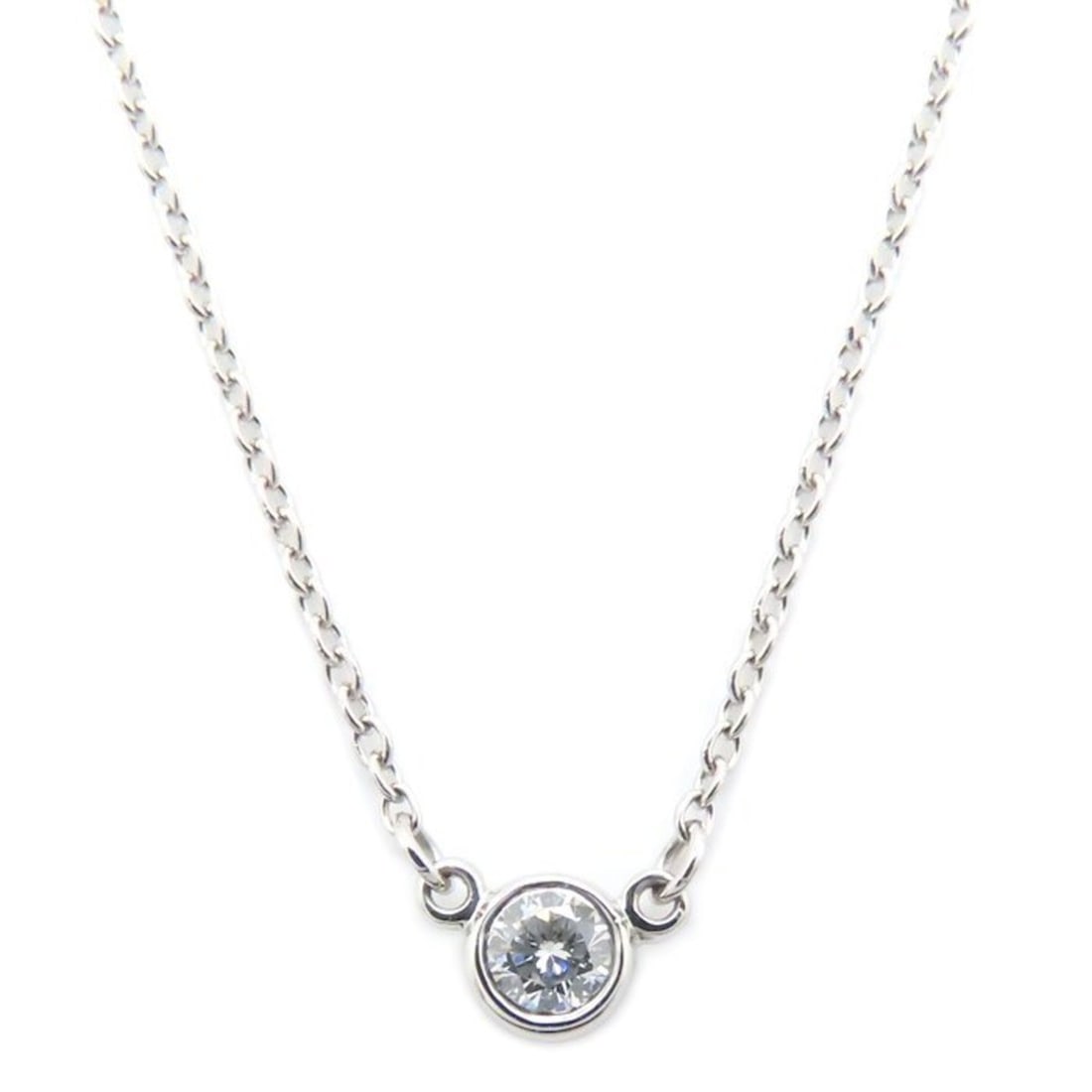 TIFFANY & Co. Tiffany By the Yard Necklace with 1 Diamond and Elsa Peretti Pt950 for Women, 295169: --- Catalog ---Category: SizePendant Size: 3.9mm x 3.9mm / 0.15'' x 0.15''Neck Circumference: 43 cm / 16.92''Category: DesignColor: PlatinumStone: DiamondGender: WomenMaterial: Platinum 950Necklace Ty