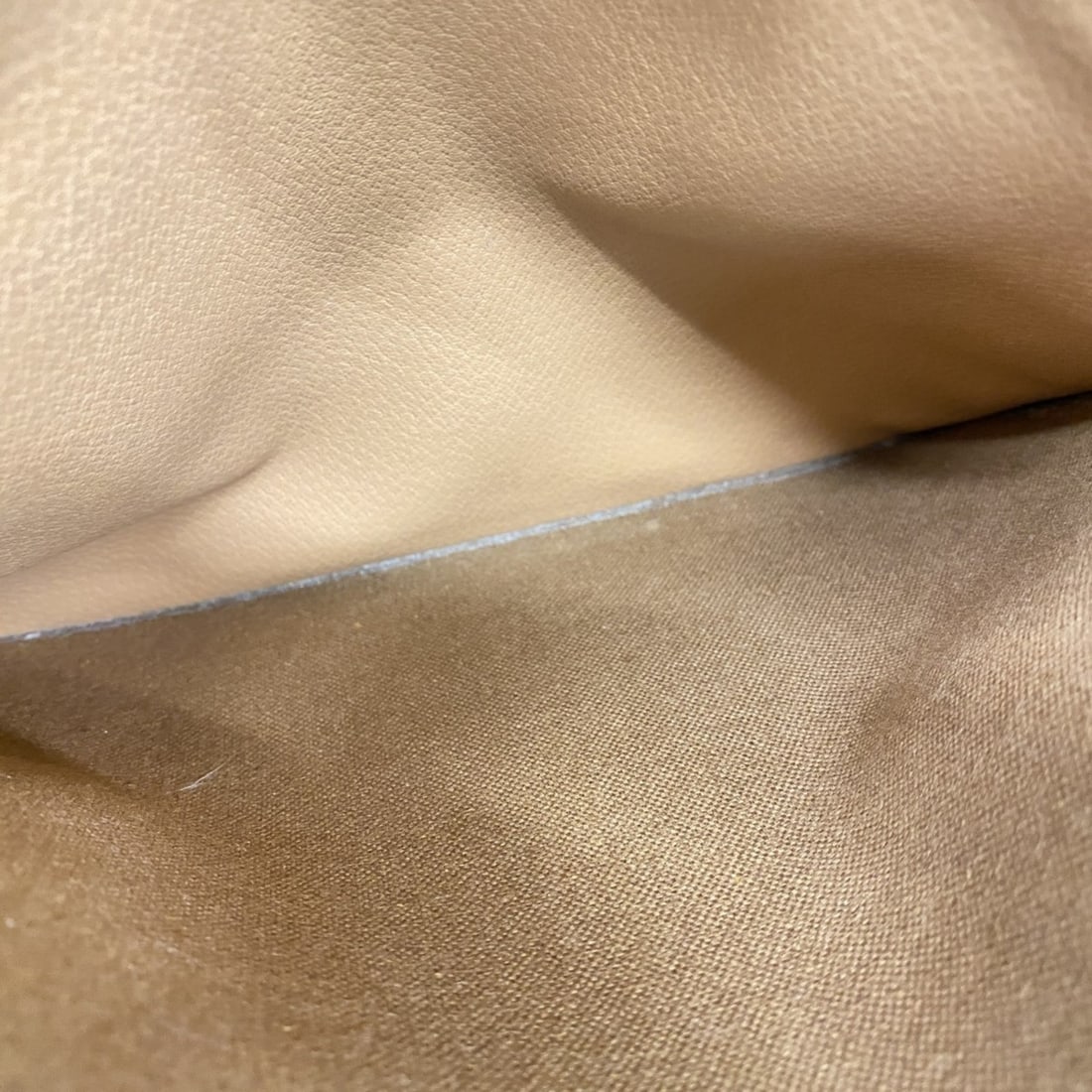 Gucci #13 Logo Ring in Silver - 14