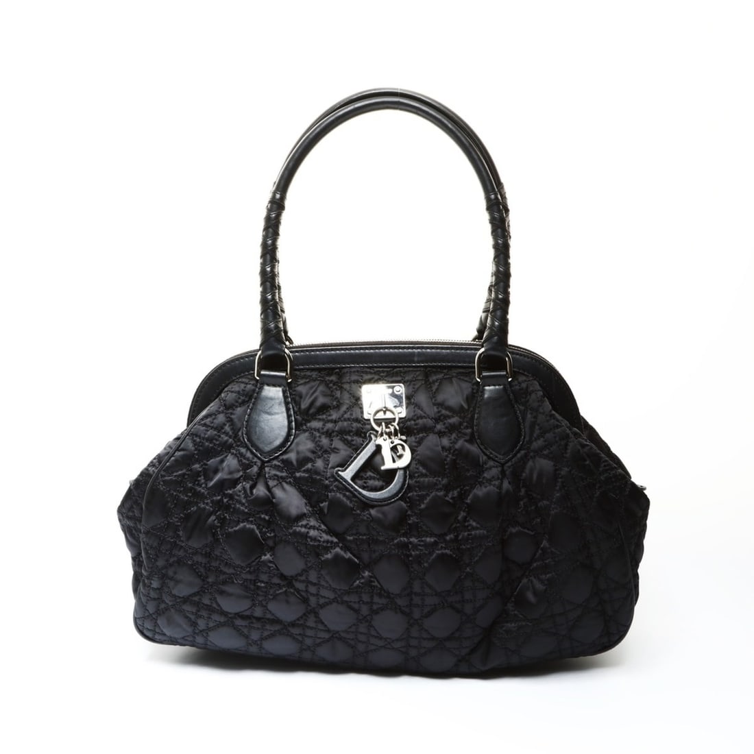 Christian Dior Nylon Cannage Lovely Shoulder Bag in Black: --- Catalog ---Category: SizeSize (HxWxD): 28cm x 39cm x 12cm / 11.02'' x 15.35'' x 4.72''Category: DesignType: Shoulder bagColor: BlackGender: WomenCategory: GeneralBrand: Christian DiorCountry of Or