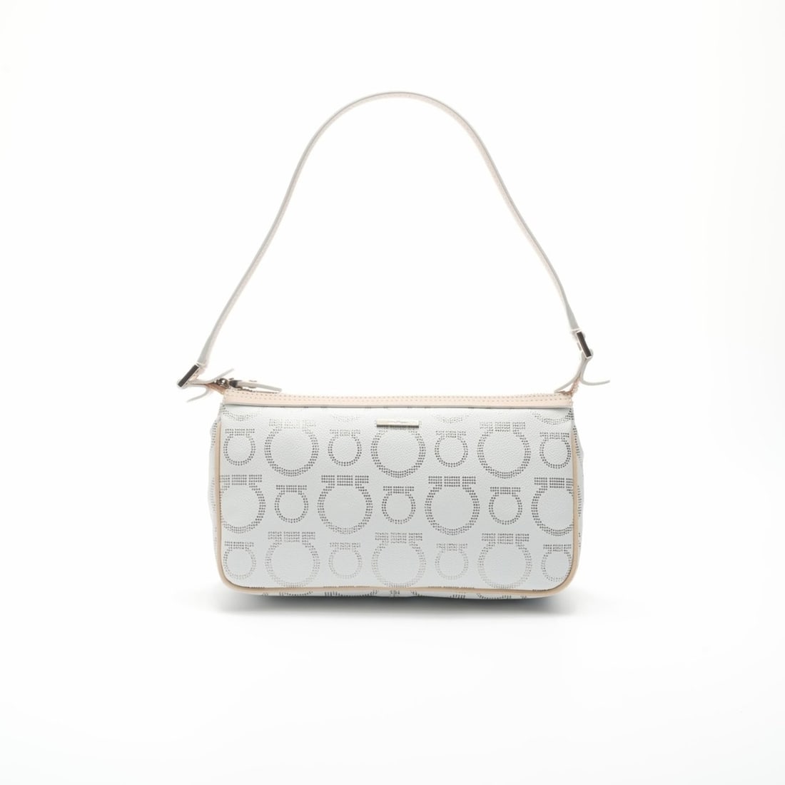 Salvatore Ferragamo Gancini leather shoulder bag in white: --- Catalog ---Category: SizeSize (HxWxD): 12cm x 21cm x 6cm / 4.72'' x 8.26'' x 2.36''Category: DesignType: Shoulder bagColor: WhiteGender: WomenCategory: GeneralBrand: Salvatore Ferragamo--- Item Li