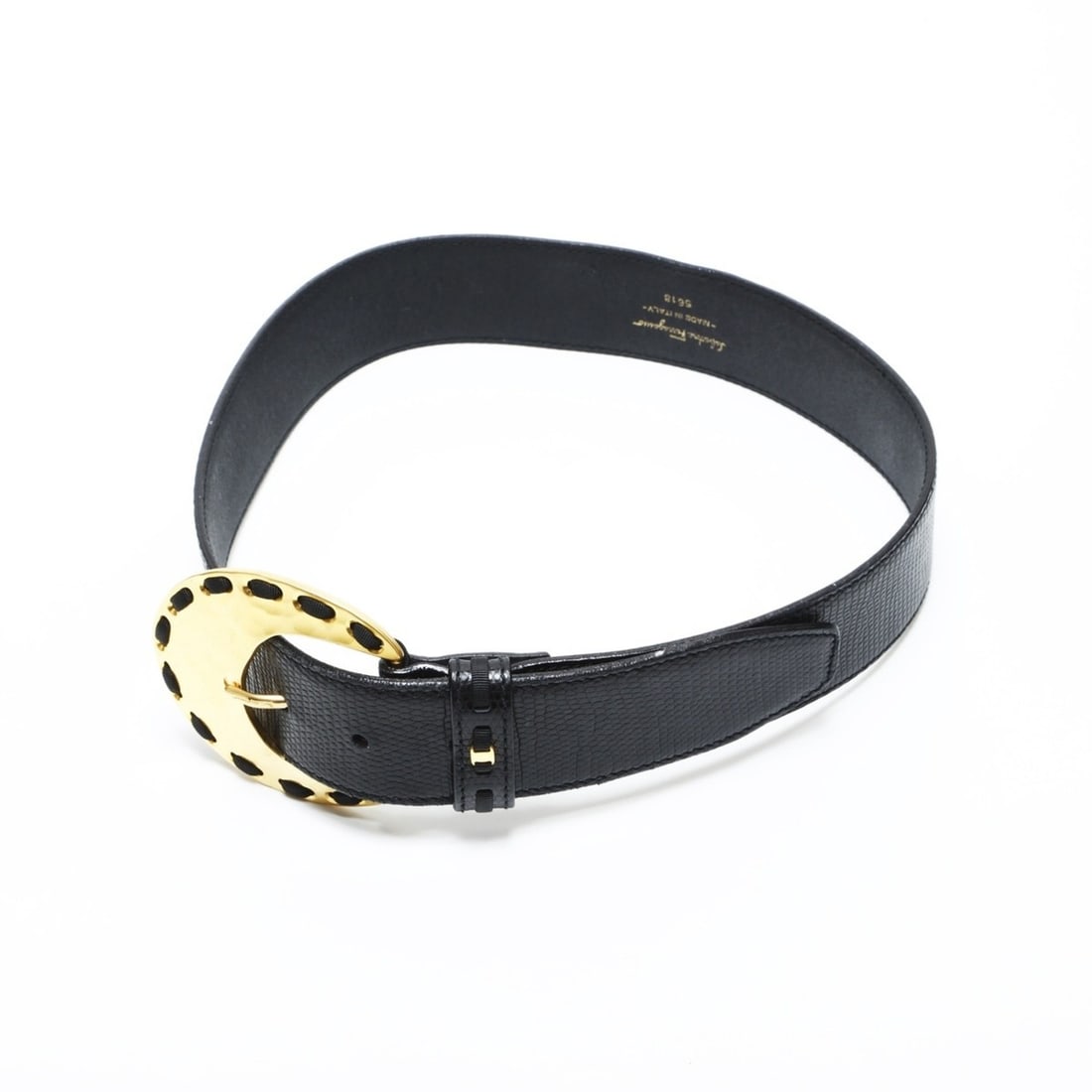 Salvatore Ferragamo leather belt in black: --- Catalog ---Category: DesignType: Standard beltColor: BlackGender: WomenCategory: GeneralBrand: Salvatore Ferragamo--- Item List ---Section: ConditionRanking: Rank A Used - A few traces of usage, s