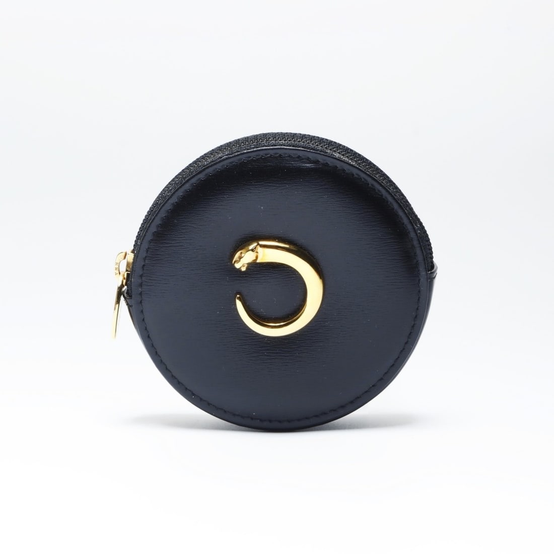 Cartier Panthère Leather Wallet/Coin Case, Black: --- Catalog ---Category: SizeSize (HxWxD): 8cm x 8cm x 2cm / 3.14'' x 3.14'' x 0.78''Category: DesignType: Coin purse/coin caseColor: BlackGender: WomenCategory: GeneralBrand: CartierCountry of