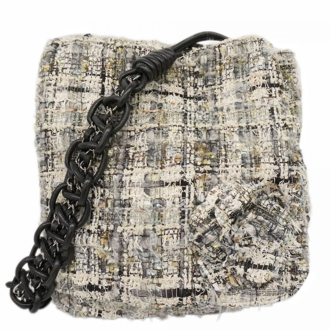 Chanel Camellia Tweed Shoulder Bag, Multicolor, Women's: --- Catalog ---Category: SizeSize (HxWxD): 32cm x 29cm x 4cm / 12.59'' x 11.41'' x 1.57''Category: DesignType: Shoulder bagColor: Multi-colorGender: WomenMaterial: Tweed Hardware Color: SilverCategory