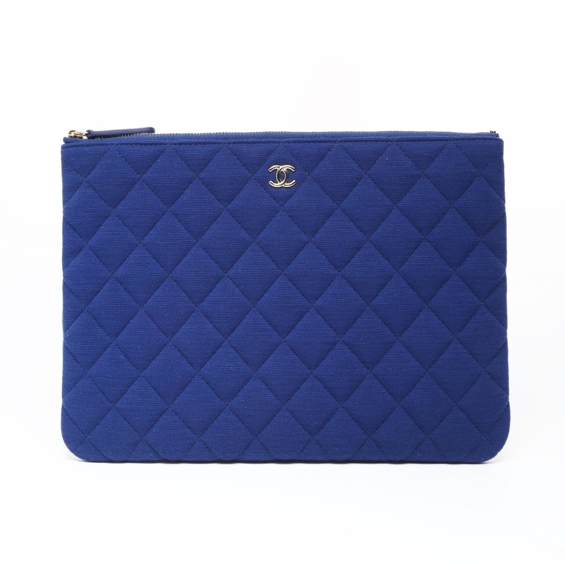 CHANEL Coco Mark Jersey Clutch Bag, Blue, WS26943: --- Catalog ---Category: SizeSize (HxWxD): 20cm x 28cm x 1.5cm / 7.87'' x 11.02'' x 0.59''Category: DesignType: Clutch bagColor: BlueGender: WomenMaterial: Jersey Category: GeneralBrand: Chanel--- Ite