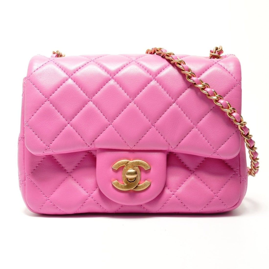 CHANEL Mini Matelasse Coco Ball Chain Shoulder Bag, Pink, WS26397: --- Catalog ---Category: SizeHandle Drop: 9.00cm / 3.54''Size (HxWxD): 19cm x 25cm x 12cm / 7.48'' x 9.84'' x 4.72''Strap Length: 106cm - 116cm / 41.73'' - 45.66''Category: DesignType: Shoulder bagCol