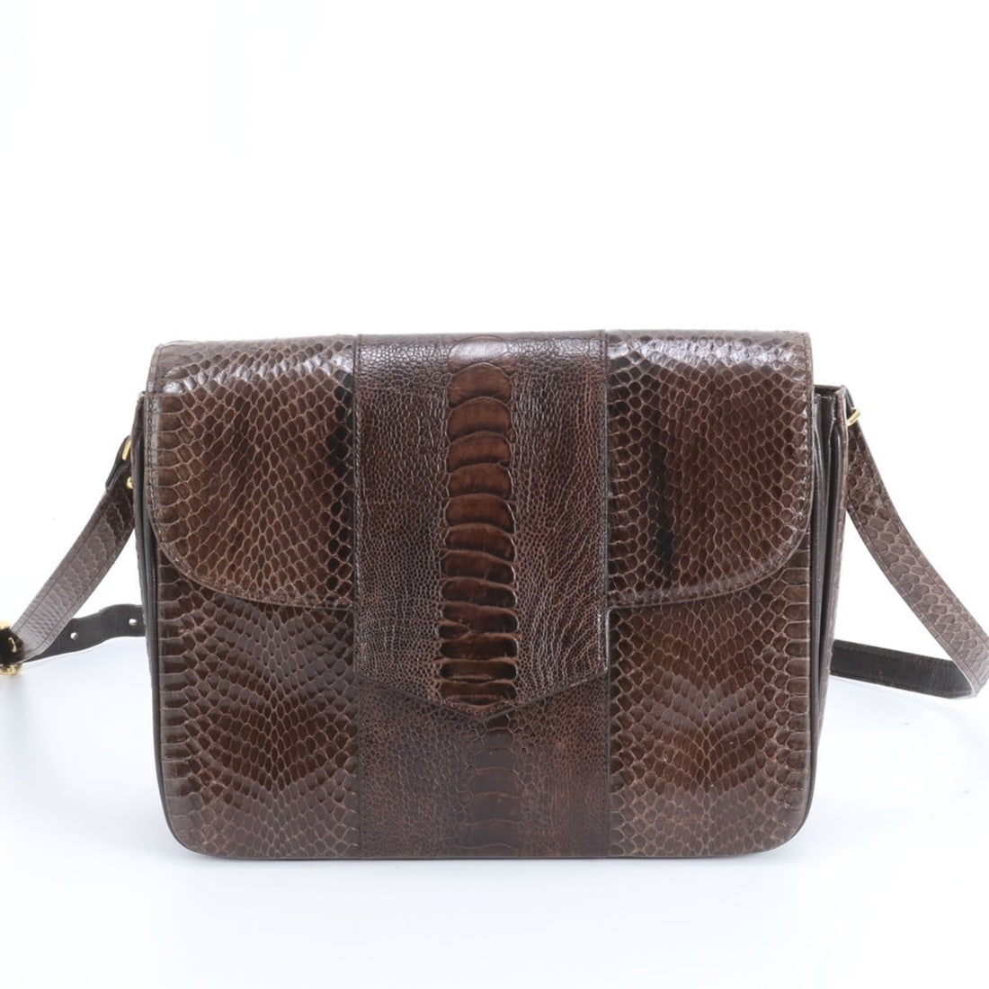 Yves Saint Laurent YSL Embossed Leather Shoulder Bag Tote Women's: --- Catalog ---Category: SizeSize (HxWxD): 20cm x 24cm x 7cm / 7.87'' x 9.44'' x 2.75''Category: DesignType: Shoulder bag, Tote bagColor: BrownGender: WomenMaterial: Leather Category: GeneralBrand: Yv