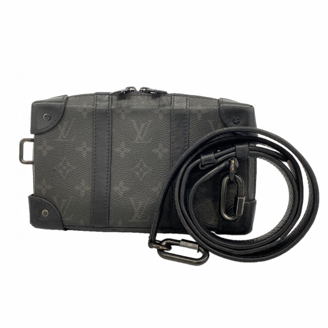 Louis Vuitton Monogram Eclipse Soft Trunk Wallet Shoulder Bag M69838 Black Men's: --- Catalog ---Category: SizeSize (HxWxD): 13cm x 23cm x 5cm / 5.11'' x 9.05'' x 1.96''Category: DesignType: Shoulder bagColor: BlackGender: MenCategory: GeneralMPN: M69838Brand: Louis Vuitton--- Item