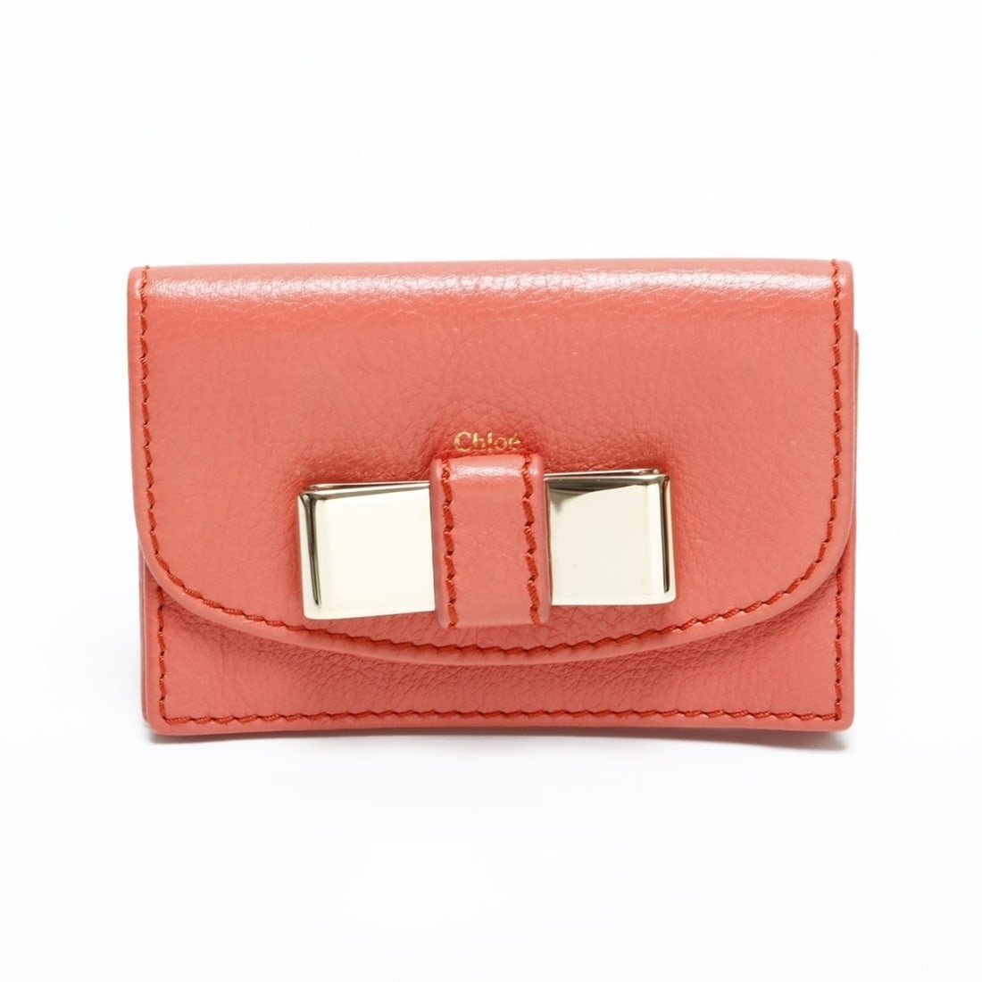 Chloé Chloe Leather Ribbon Business Card Case, Pink: --- Catalog ---Category: DesignType: Card caseColor: PinkGender: WomenMaterial: Leather Category: GeneralBrand: ChloéCategory: Physical PropertiesSize (HxWxD): 7cm x 10.5cm x 1cm / 2.75'' x 4.13'' x
