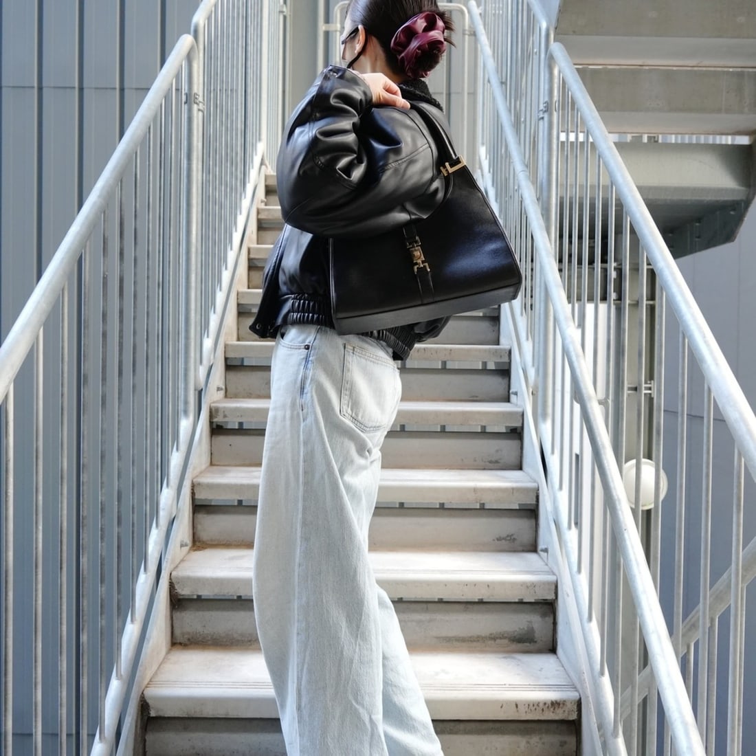 HERMES Athena Simple Stud Ring, Gray - 14