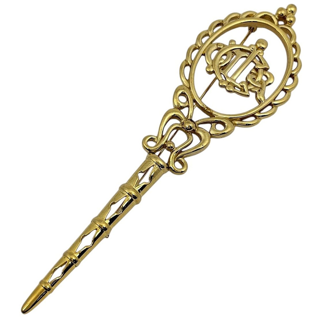 Christian Dior logo brooch GP gold for women: --- Catalog ---Category: SizeSize (HxWxD): 13.5cm x 3.7cm / 5.31'' x 1.45''Category: DesignType: BroochColor: GoldFinish: Gold platedGender: WomenCategory: GeneralBrand: Christian Dior--- Item List --