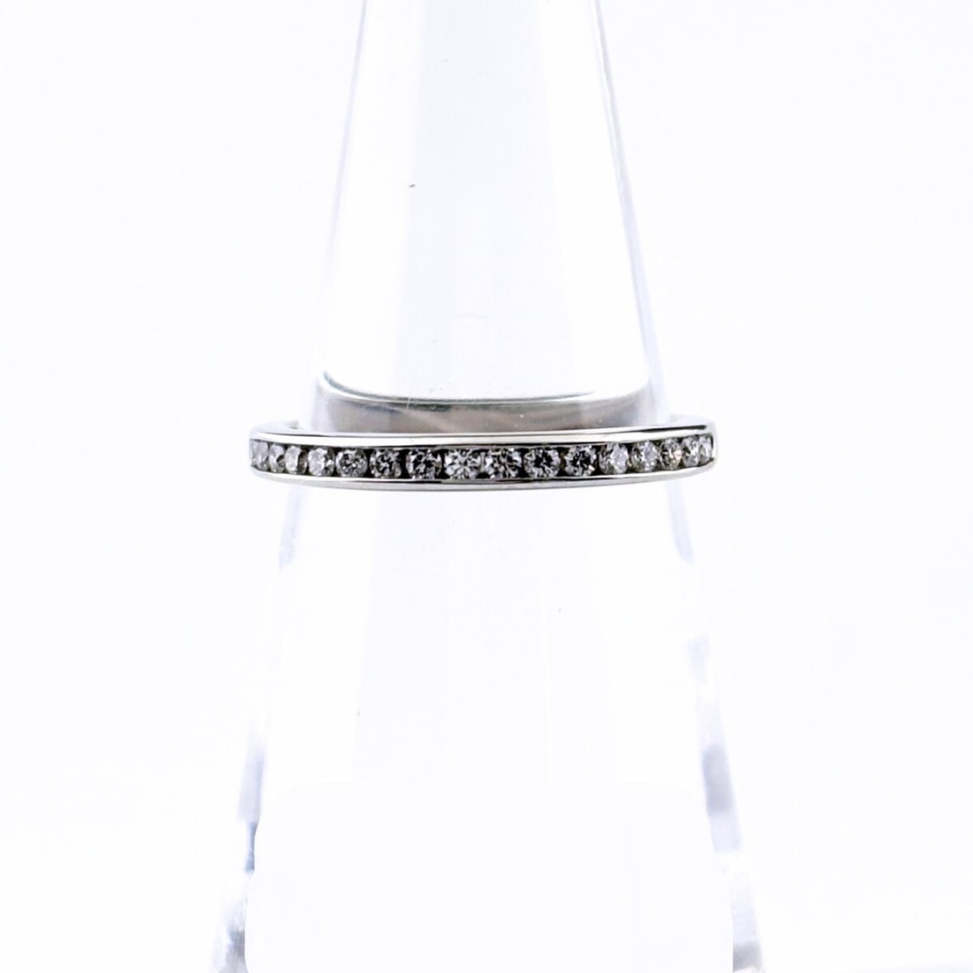 Tiffany & Co. Platinum Pt950 Diamond Ring for Women, featuring diamonds and melee diamonds. (1 of 17)