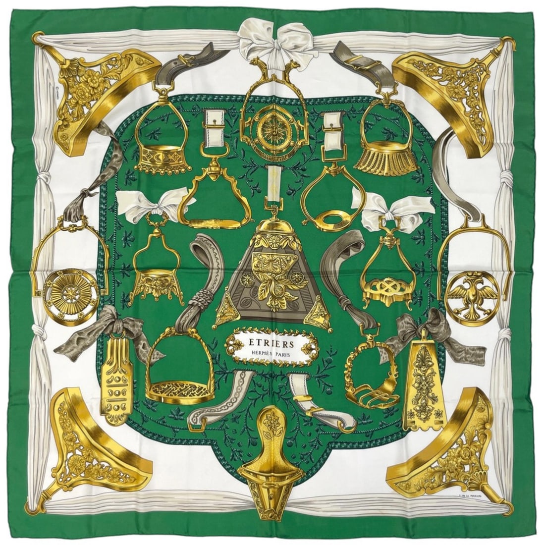 Hermès HERMES Carré 90 ETRIERS Armor and Harness Pattern Scarf, Silk, Green, Multicolor, Women's: --- Catalog ---Category: SizeSize (LxW): 89cm x 88cm / 35.03'' x 34.64''Category: DesignType: ScarfColor: Green, Multi-colorGender: WomenMaterial: Silk Category: GeneralBrand: Hermes--- Item List ---S