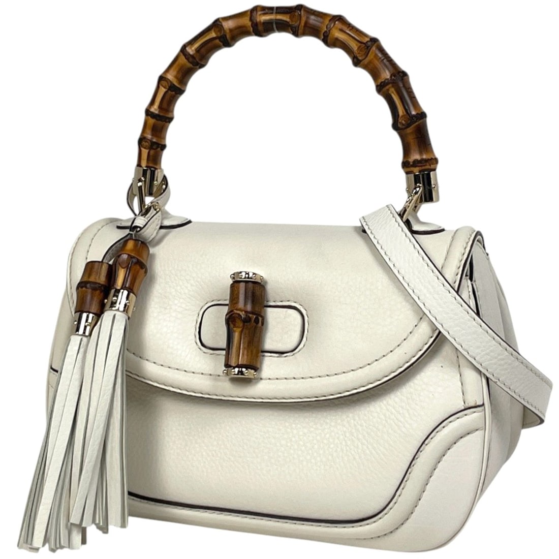 Gucci New Bamboo Handbag, 2-Way Shoulder Bag with Fringe, Leather, White, 254884, Women's: --- Catalog ---Category: SizeSize (HxWxD): 17cm x 25cm x 6cm / 6.69'' x 9.84'' x 2.36''Category: DesignType: Handbag, Shoulder bagColor: WhiteGender: WomenMaterial: Leather Category: GeneralMPN: 25488