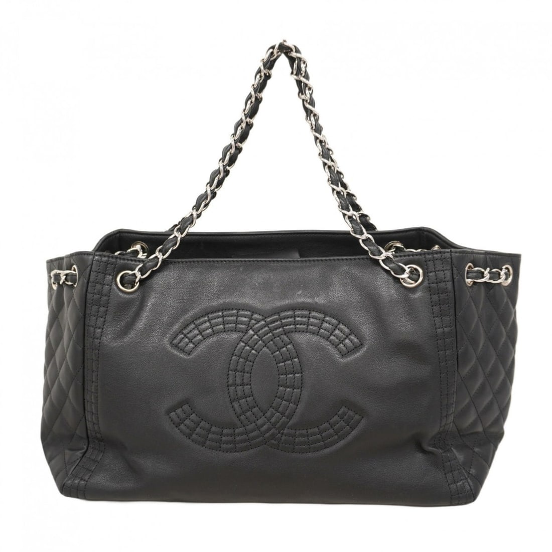 Chanel Matelasse Chain Tote Bag in Lambskin, Black, Women's: --- Catalog ---Category: SizeSize (HxWxD): 24cm x 36cm x 16cm / 9.44'' x 14.17'' x 6.29''Category: DesignType: Tote bagColor: BlackGender: WomenMaterial: Leather Hardware Color: SilverLeather/Fur Type