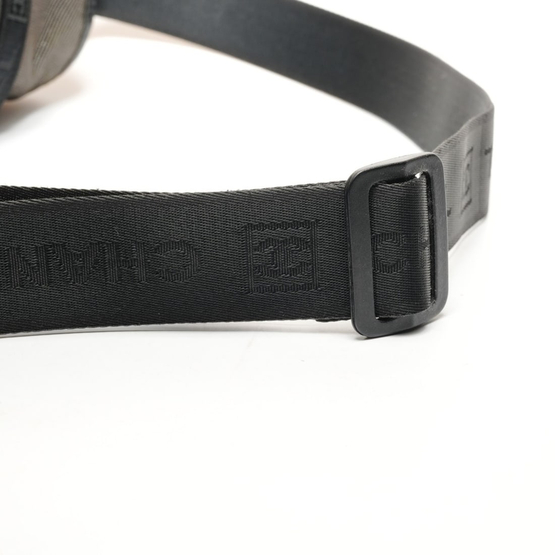 Louis Vuitton Monogram Multicles M69517 Key Case - 12