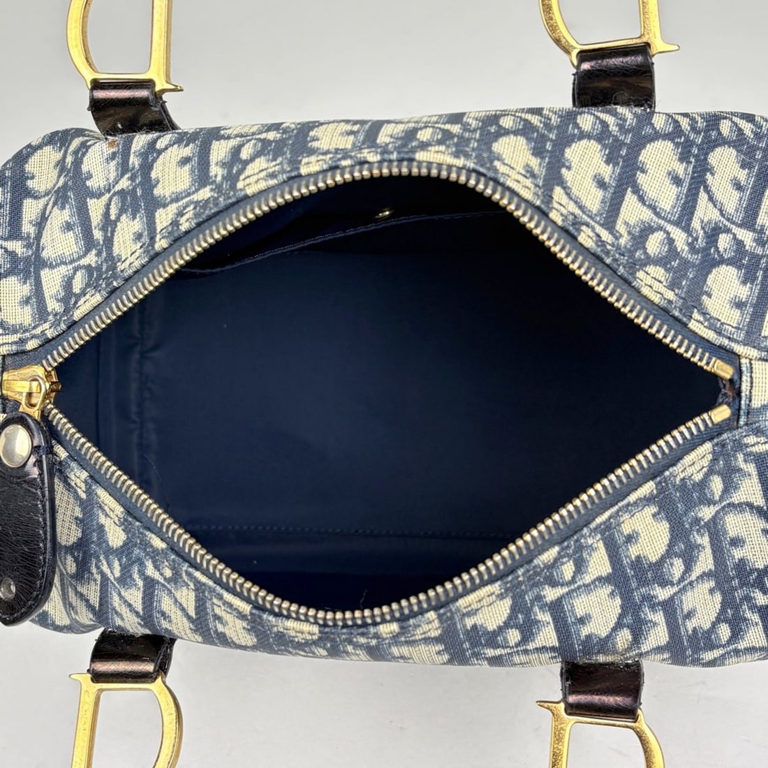 Louis Vuitton Monogram Multicles M69517 Key Case - 9