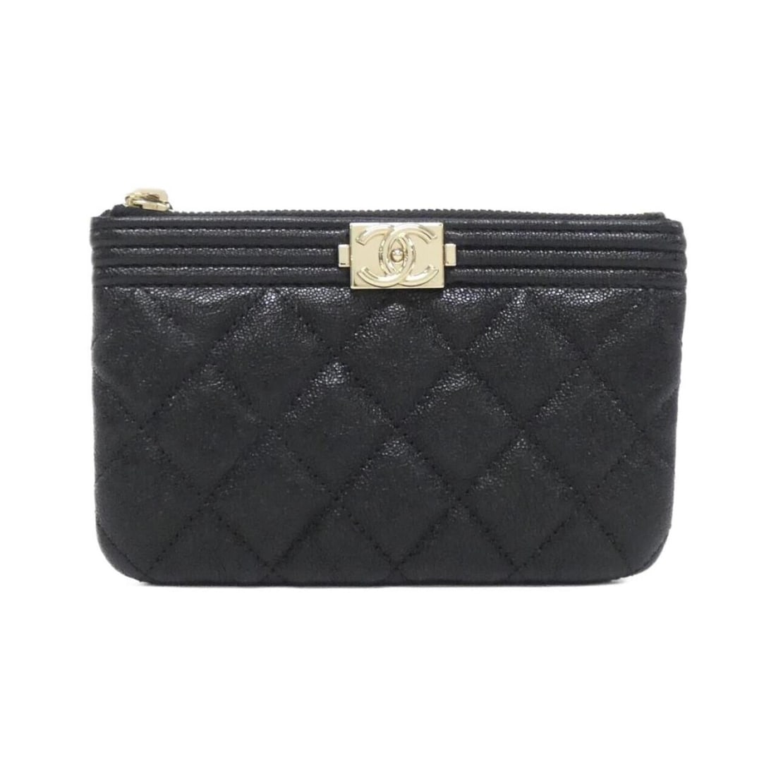Chanel Boy line AP0963 handbag pouch: --- Catalog ---Category: SizeSize (HxWxD): 9.5cm x 14.5cm x 1cm / 3.74'' x 5.7'' x 0.39''Category: DesignType: Handbag, PouchColor: BlackGender: WomenMaterial: Grained Calfskin Category: GeneralMPN: