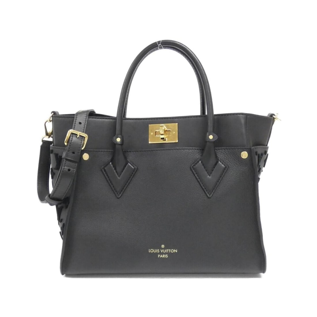 Louis Vuitton Monogram Tuftage On My Side MM M53826 Handbag: --- Catalog ---Category: SizeSize (HxWxD): 24cm x 30cm x 14cm / 9.44'' x 11.81'' x 5.51''Category: DesignType: HandbagColor: BlackGender: WomenMaterial: Leather Leather/Fur Type: Calf