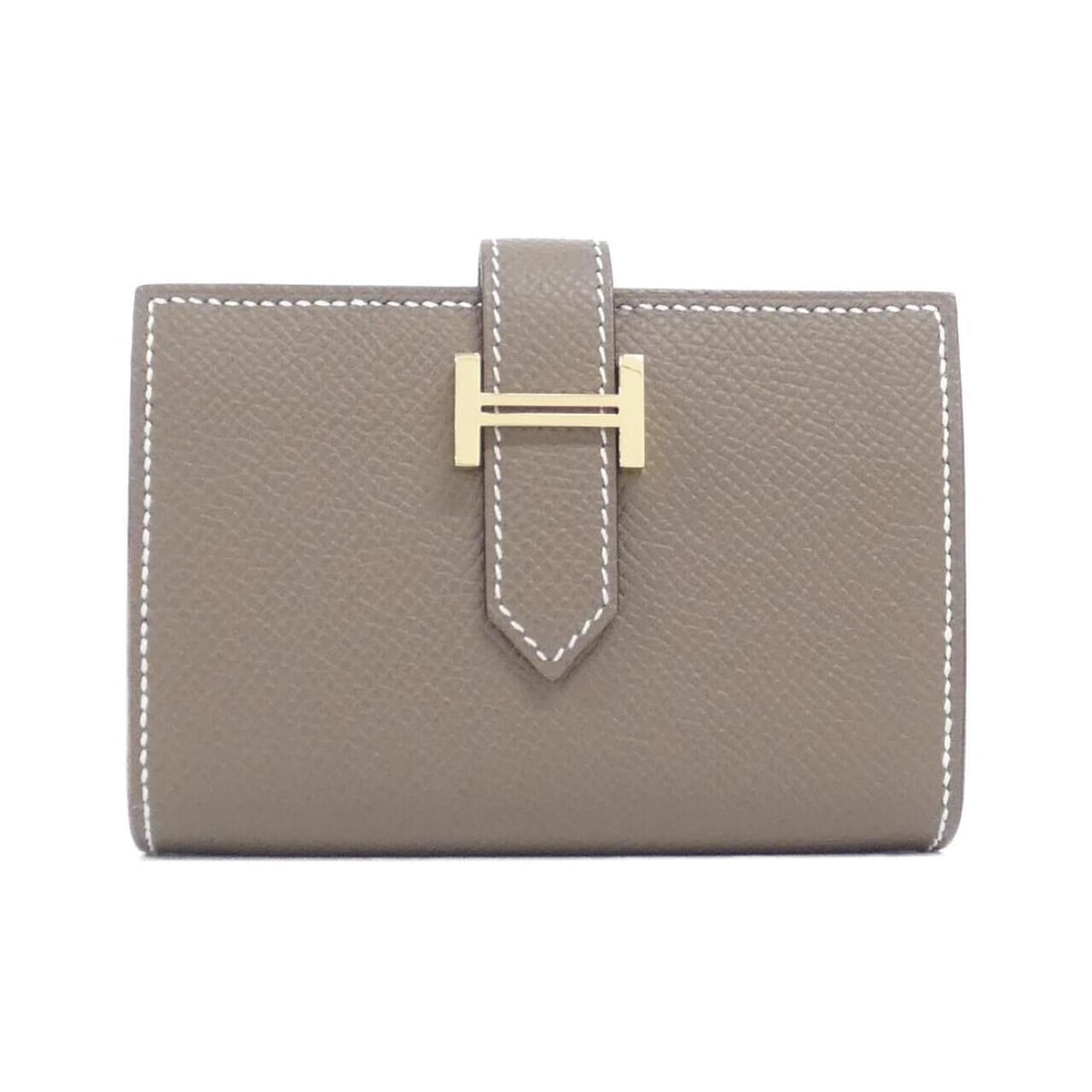 Hermes Bearn Mini 039796CP Wallet: --- Catalog ---Category: SizeSize (HxWxD): 7cm x 11cm x 2cm / 2.75'' x 4.33'' x 0.78''Category: DesignType: Wallet (bi-fold)Color: Etoupe grayGender: Women,MenMaterial: Epsom leather Category: