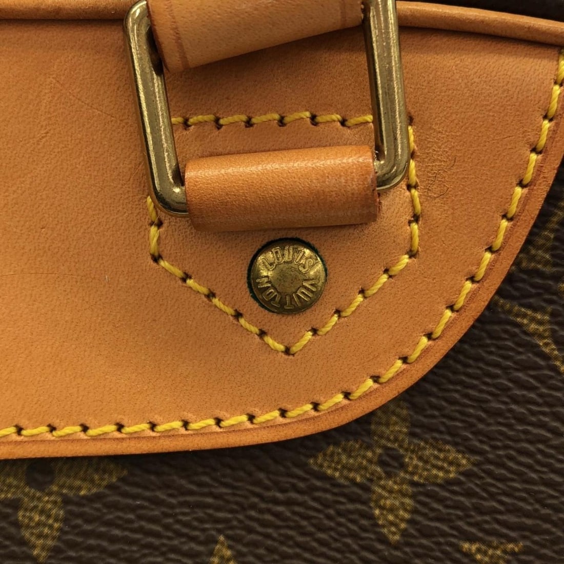 Louis Vuitton Monogram Excursion M41450 Handbag - 5