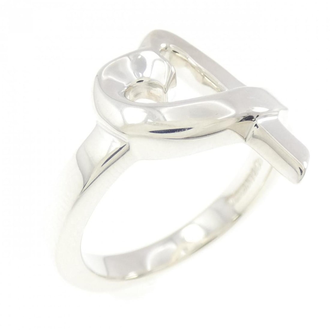 Tiffany Loving Heart Ring: --- Catalog ---Category: SizeJP Size: 11.0US Size: 6Category: DesignType: Band ringGender: WomenMaterial: Silver 925Category: GeneralBrand: Tiffany--- Item List ---Section: ConditionRanking: Rank A Us