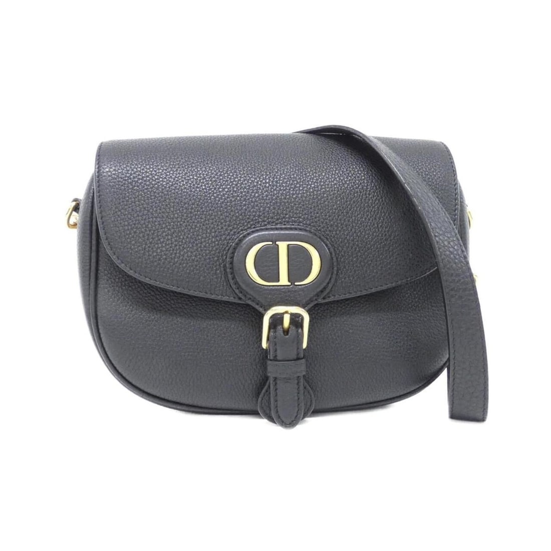 Christian Dior Bobby M9319UBBN Shoulder Bag: --- Catalog ---Category: SizeWeight: 570g / 1.25lb.Size (HxWxD): 18cm x 23cm x 7cm / 7.08'' x 9.05'' x 2.75''Strap Length: 115cm - 126cm / 45.27'' - 49.6''Category: DesignType: Shoulder bagColor: