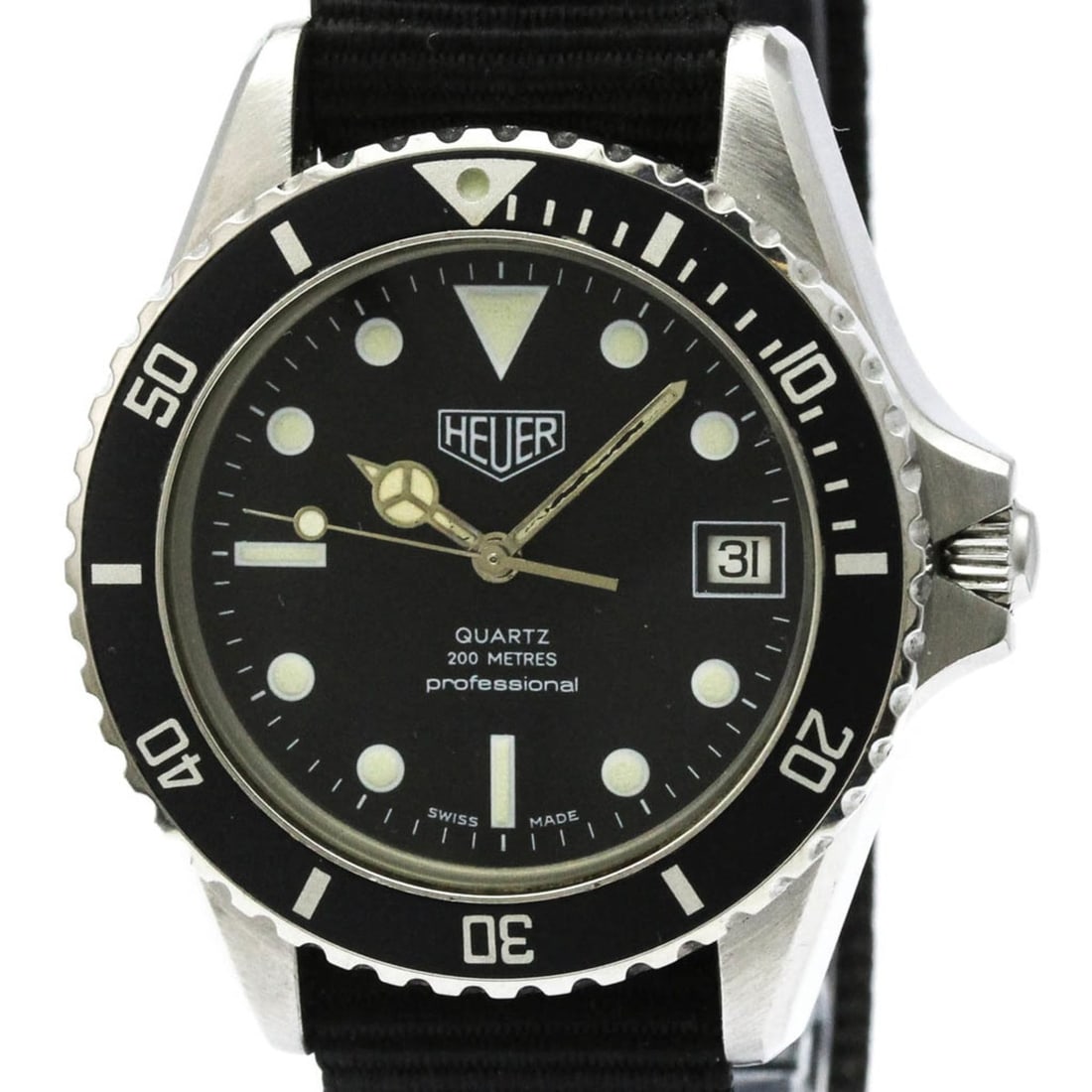 TAG HEUER 1000 Steel Quartz Mens Watch 980.013 Vintage: --- Catalog ---Category: SizeCase Diameter: 37mm / 1.46''Category: DesignType: WristwatchStyle: SportGender: MenColor (Dial): BlackMaterial (Band): NylonMaterial (Case): Stainless steelCategory: Gener