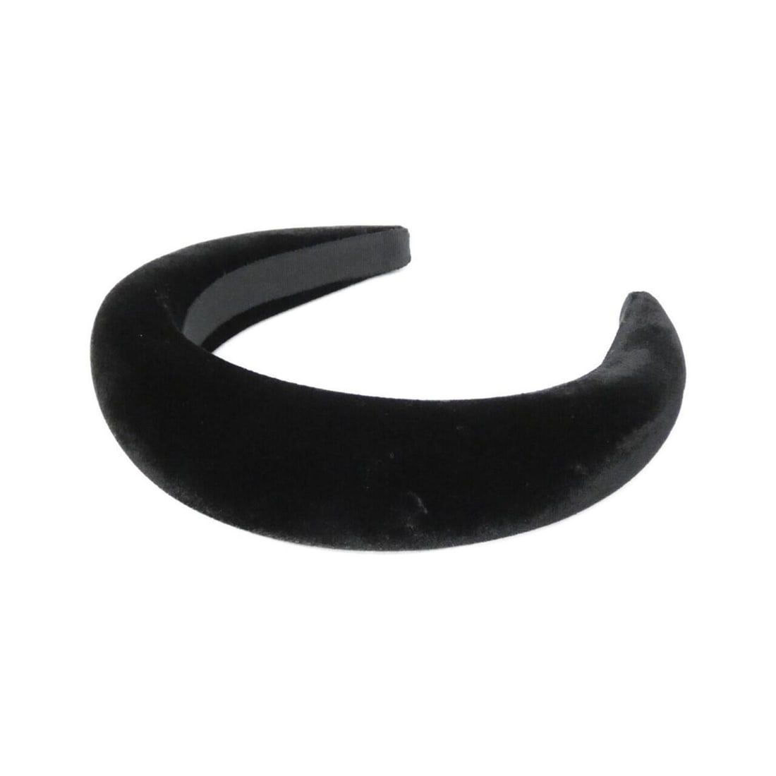 Chanel AA7024 Headband: --- Catalog ---Category: SizeSize (LxW): 5cm / 1.96''Category: DesignType: Alice bandColor: BlackGender: WomenMaterial: VelvetCategory: GeneralBrand: Chanel--- Item List ---Section: ConditionRanking:
