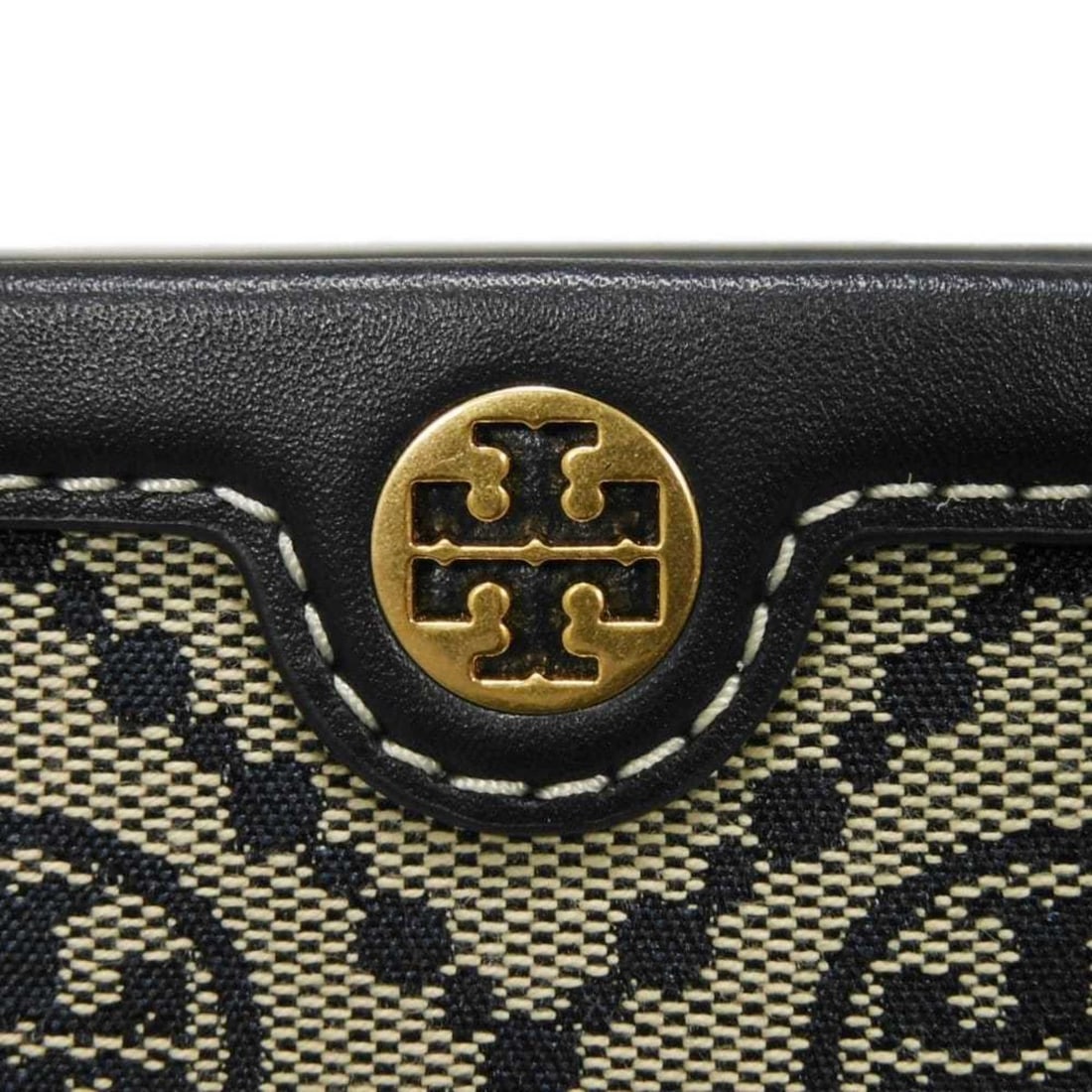 Chanel earrings - 11