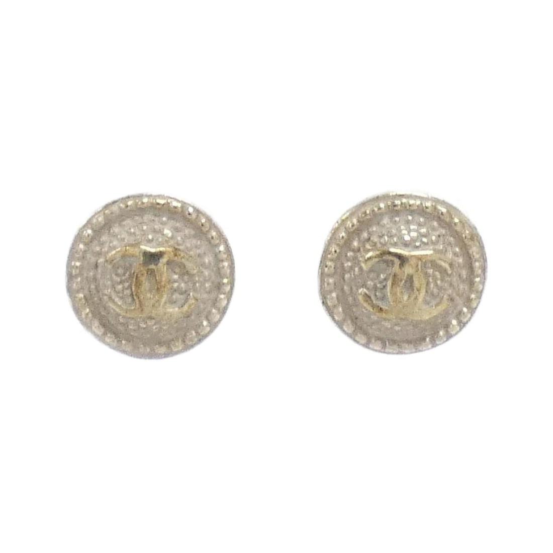 Chanel earrings: --- Catalog ---Category: SizeSize (HxWxD): 10.00mm x 10.00mm / 0.39'' x 0.39''Category: DesignType: Stud earringsColor: GoldGender: WomenCategory: GeneralBrand: Chanel--- Item List ---Section: Conditi