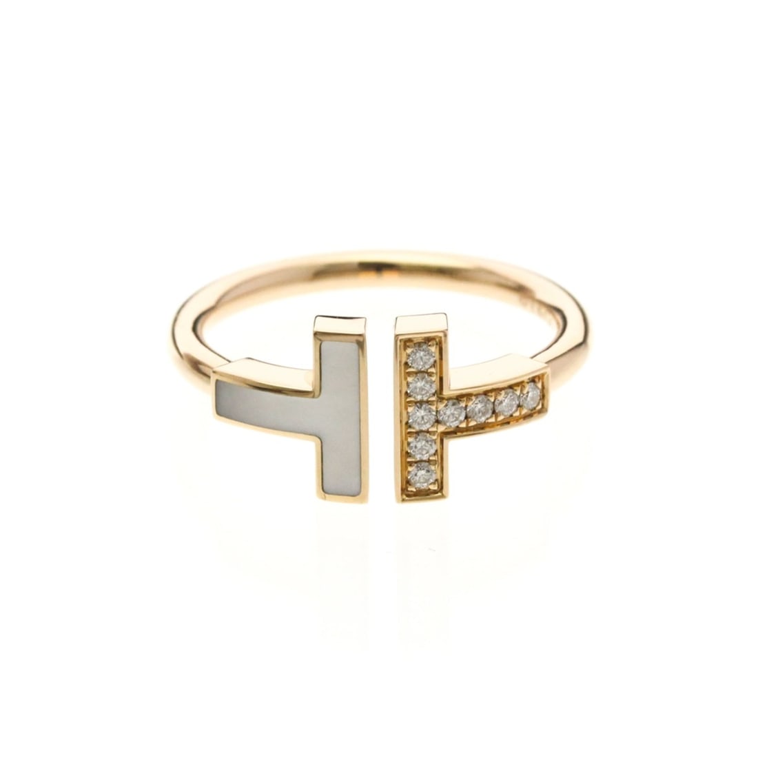 Tiffany T Wire Ring Pink Gold (18K) Fashion Diamond,Mother Of Pearl Band Ring Pink Gold: --- Catalog ---Category: SizeWidth: 1.9mm / 0.07''Weight: 3.8g / 0.13oz.JP Size: 11US Size: 6Category: DesignType: Band ringColor: Pink goldMetal: GoldStone: Diamond, Mother of pearlStyle: