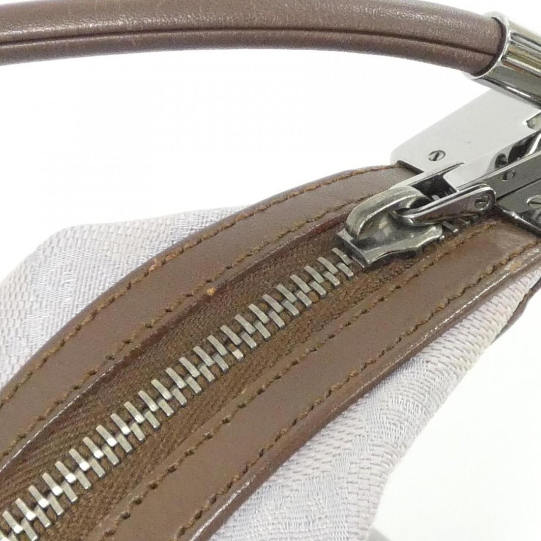 Gucci 01233 Shoulder Bag - 3